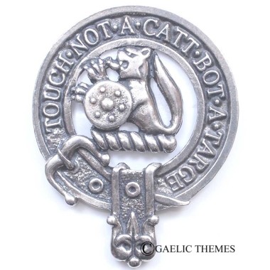 <br>Clan Macbain Crest Cap Badge