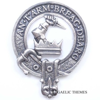 <br>Clan Macquarrie Crest Cap Badge