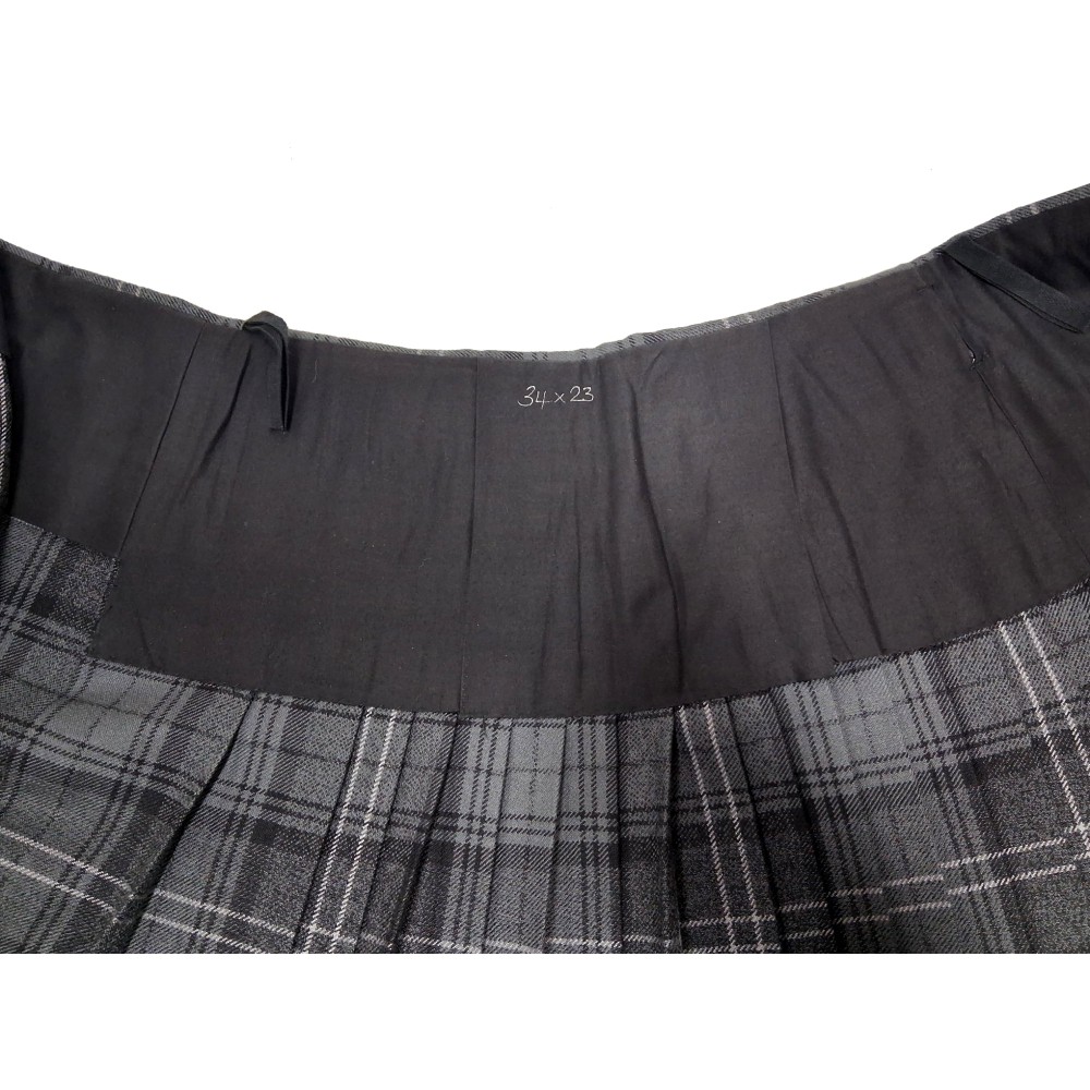 Exhire Highland Granite Mauve Kilt: Waist 34-36", Length 23"