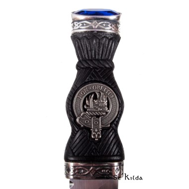 Sgian Dubh - <br>Clan Mactavish Crest