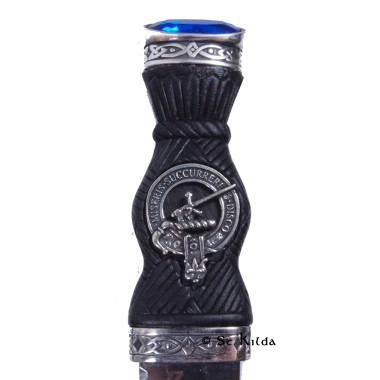 Sgian Dubh - <br>Clan Macmillan Crest