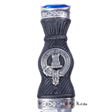 Sgian Dubh - <br>Clan Macnaghten Crest