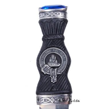 Sgian Dubh - <br>Clan Macneil Crest