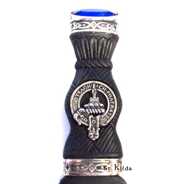 Sgian Dubh - <br>Clan Morrison Crest