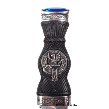 Sgian Dubh - <br>Clan Bannatyne Crest