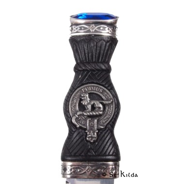Sgian Dubh - <br>Clan Bruce Crest