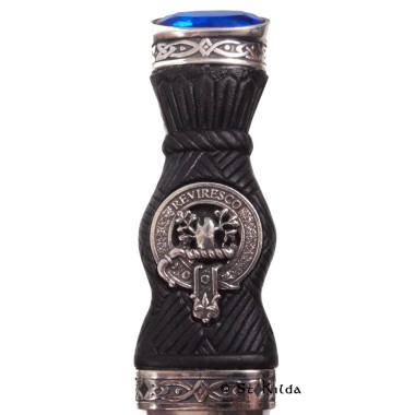 Sgian Dubh - <br>Clan Macewen Crest