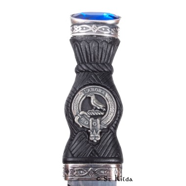 Sgian Dubh - <br>Clan Mackie Crest