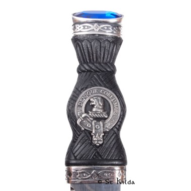 Sgian Dubh - <br>Clan Melville Crest