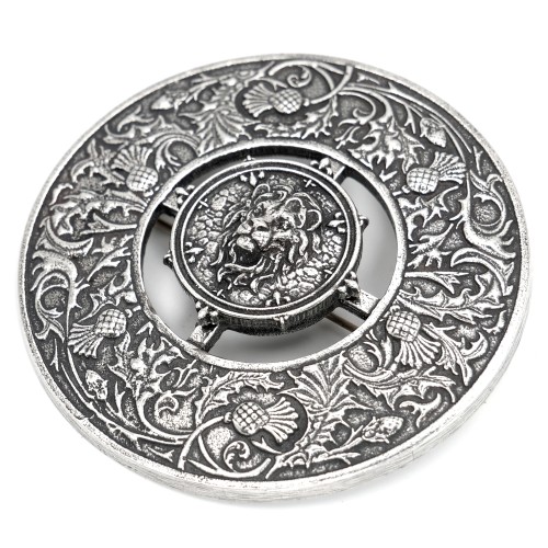 Plaid Brooch - the Treasure Lion