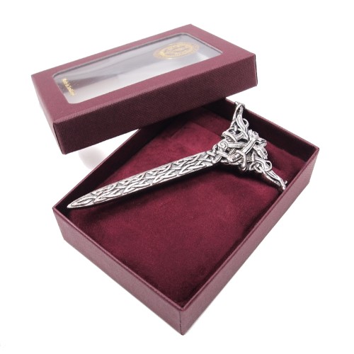 Book of Kells Interlaced Beasts