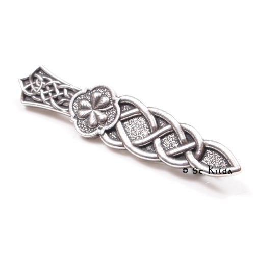 Kilt Pin Shamrock Twist