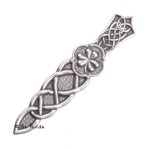 Kilt Pin Shamrock Twist