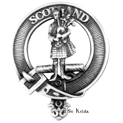 Carrick Bagpiper Cap Badge 