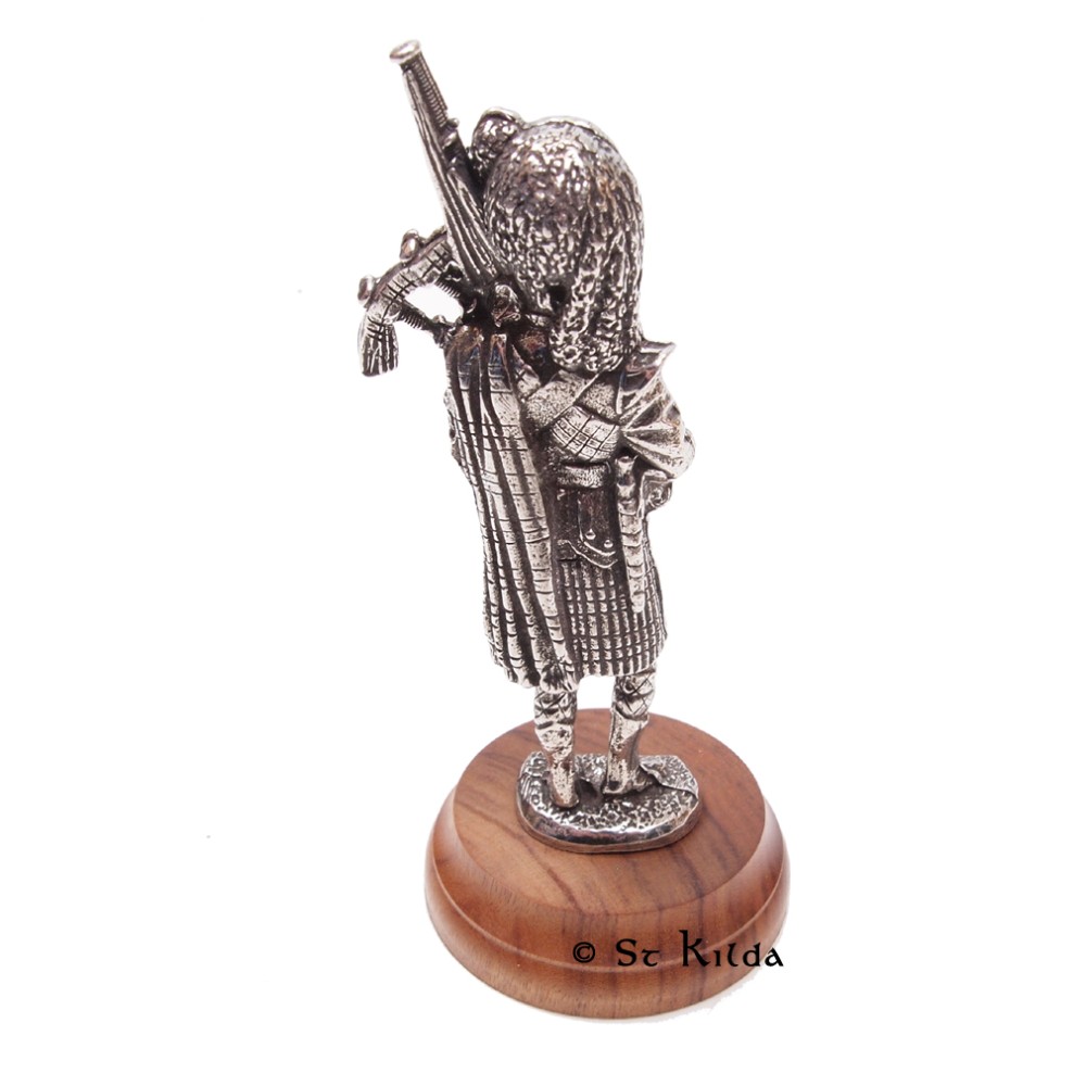 Pipercraft Black Watch Piper Figurine 