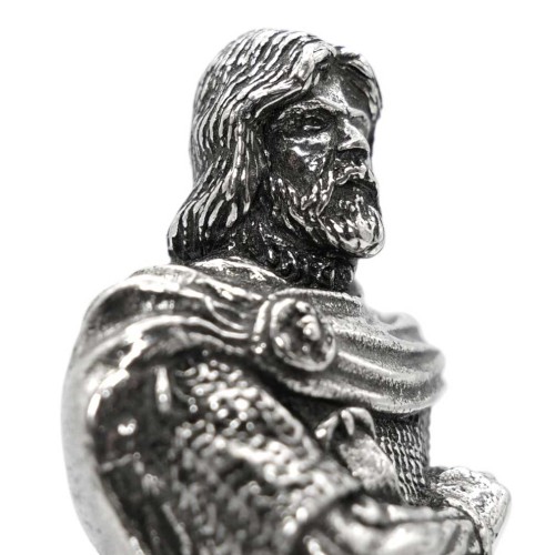 Pipercraft Macbeth Figurine 