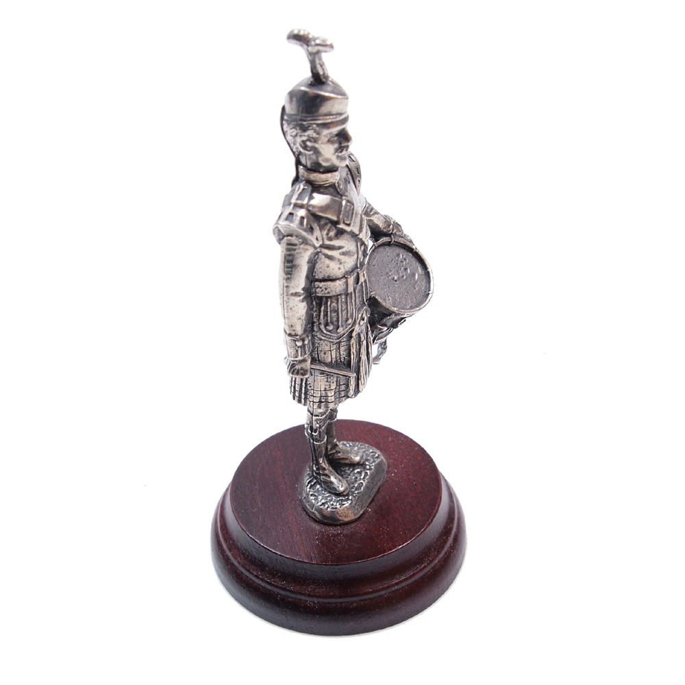 Pipercraft Pipe Band Drummer Figurine  Pipercraft Pipe Band Drummer Figurine