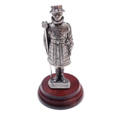 Pipercraft Chief Warder of the Tower Figurine 