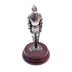 Pipercraft Knight in Armour Figurine 