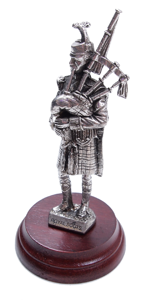 Figurine 75mm de Lord Ecossais au XVIIIème siècle en RESINE Pegaso