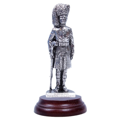 Pipercraft Cameron Highlanders Private Figurine 