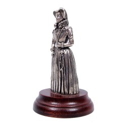 Pipercraft Mary Queen of Scots Figurine 