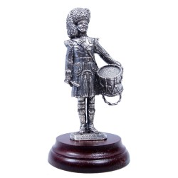 Pipercraft Gordon Highlanders Drummer Figurine 