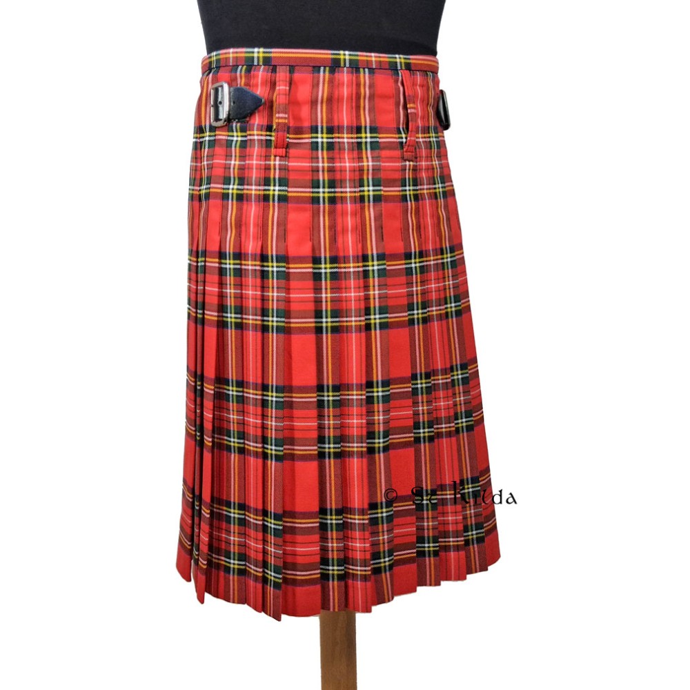 Kids 10oz Kilt: 27/22 Royal Stewart Tartan Kilt