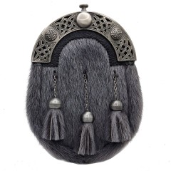 Ready-to-ship Sporrans